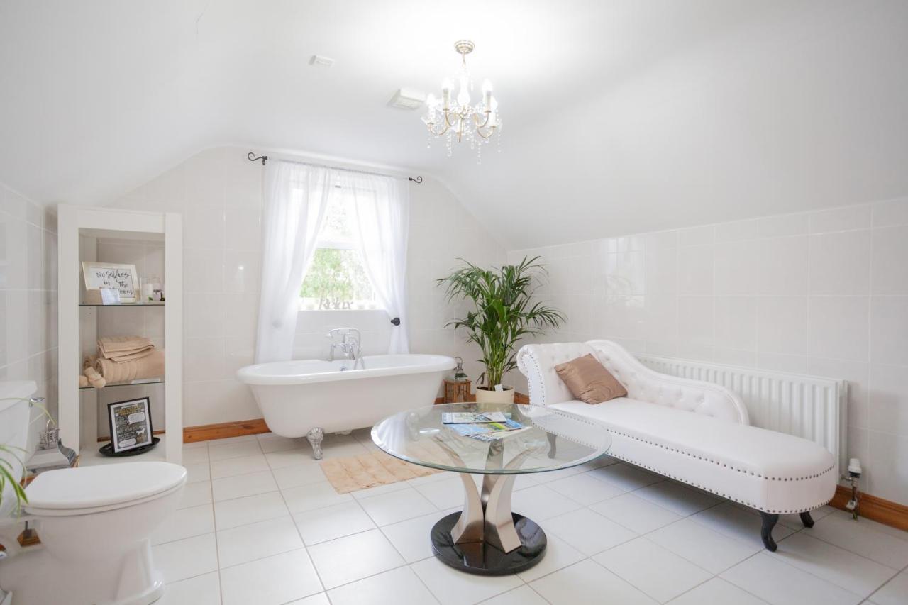 Longview House Bed and Breakfast Ballymoney Buitenkant foto